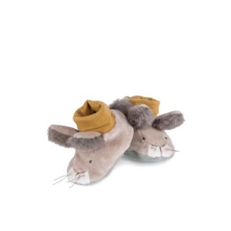 Moulin Roty patofne za bebe zeka, sivi. Ove plišane nehodajuće patofne za bebe učiniće da noge vaše bebe budu tople obavijajući ih mekoćom.