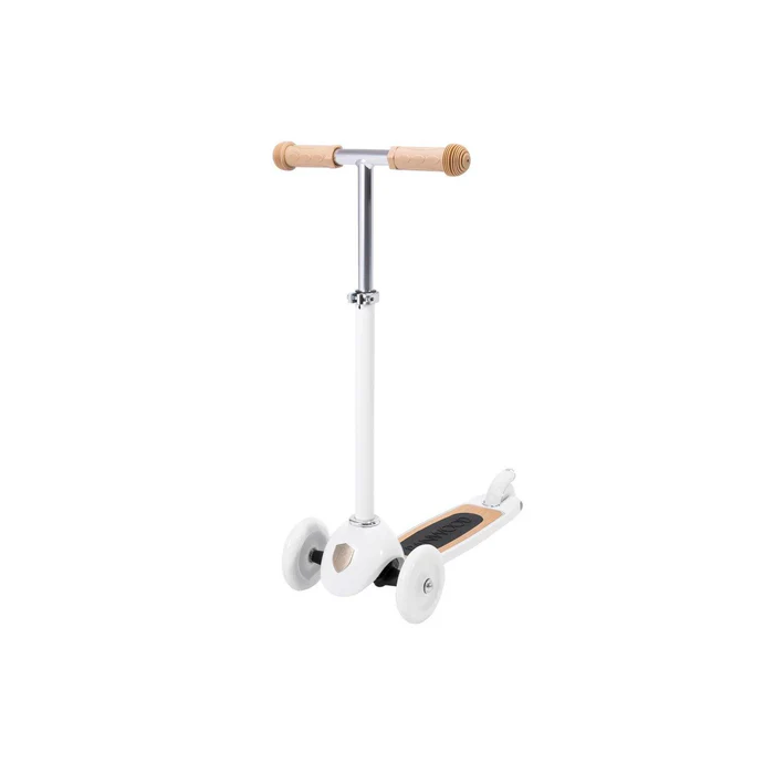 BW-SCOOTER-WHITE-02-banwood-trotinet-sa-tri-tocka-gradska-beba-6